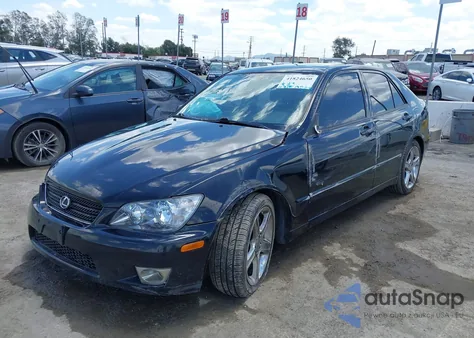 2005 Lexus Is 300 из США, поврежденный, VIN JTHBD192650100214